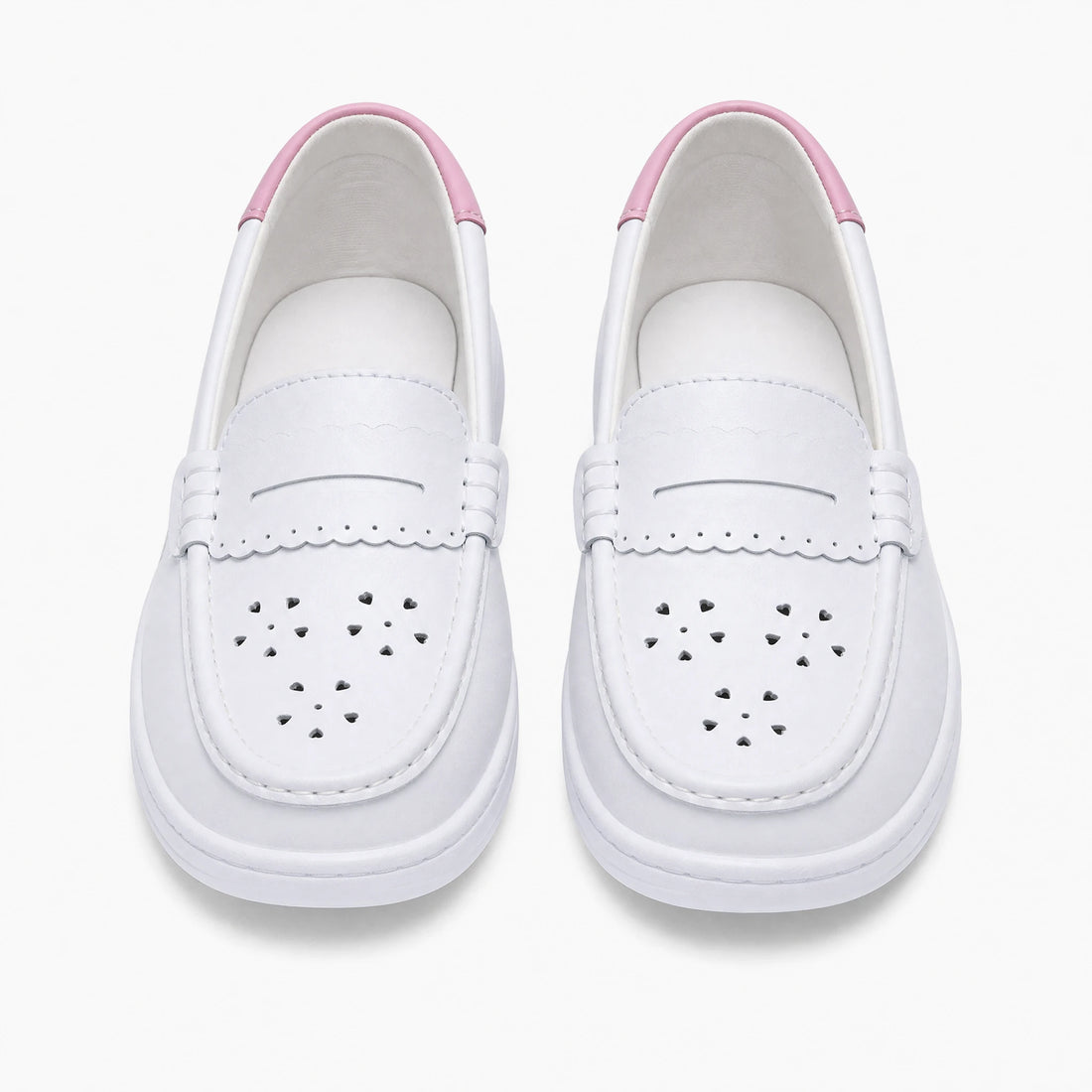 Mocassin Femme Semelle Compensée Blanc Ajouré en Cuir - Fond neutre