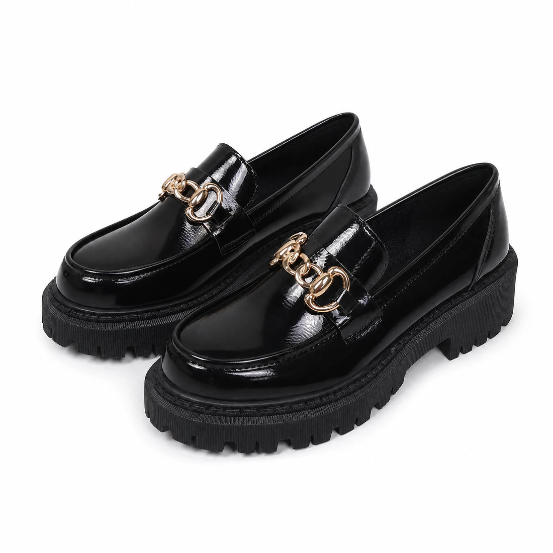 Mocassins plateforme noirs à chaînette dorée pour femme - Fond blanc, autre angle