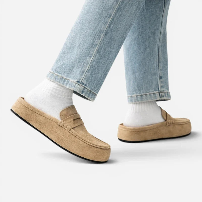 Chausson Mocassin Mule Ouvert En Daim Beige