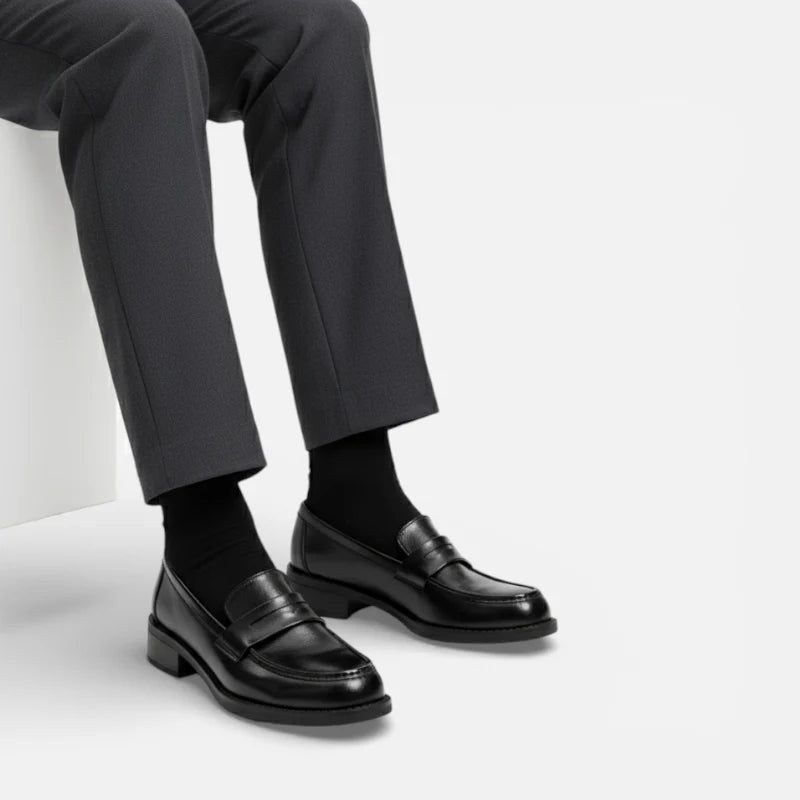 Mocassin En Cuir Vernis Noir à Talon Pour Femme