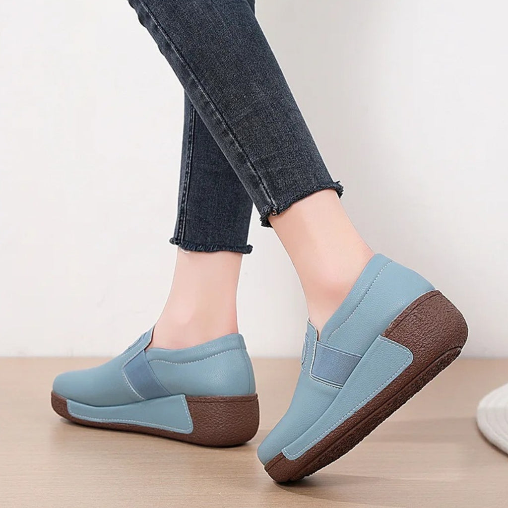 Mocassins compensés ergonomiques en similicuir pour femme