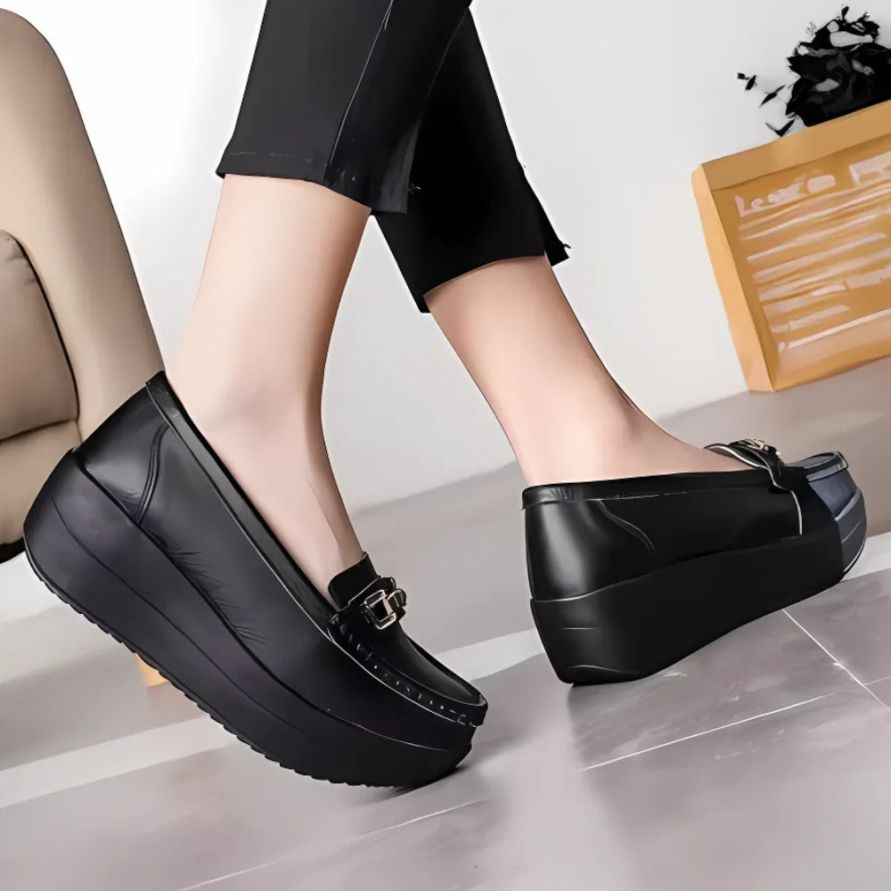 Mocassins orthopédiques noirs plateforme pour femme