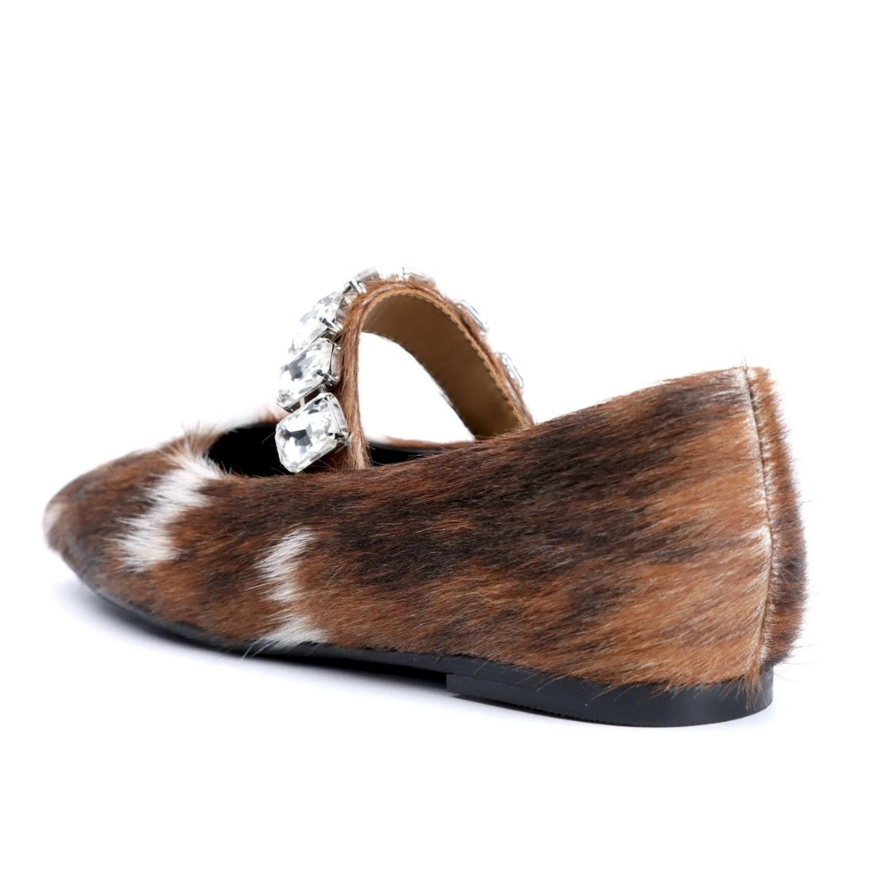 Mocassin ballerine femme imprimé vache et bride à strass