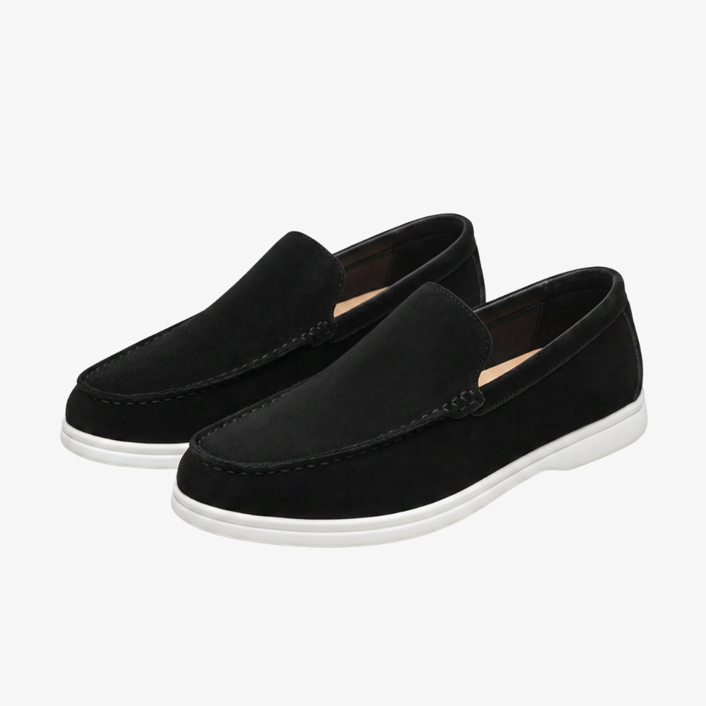 Mocassin daim homme façon slip on à semelle blanche