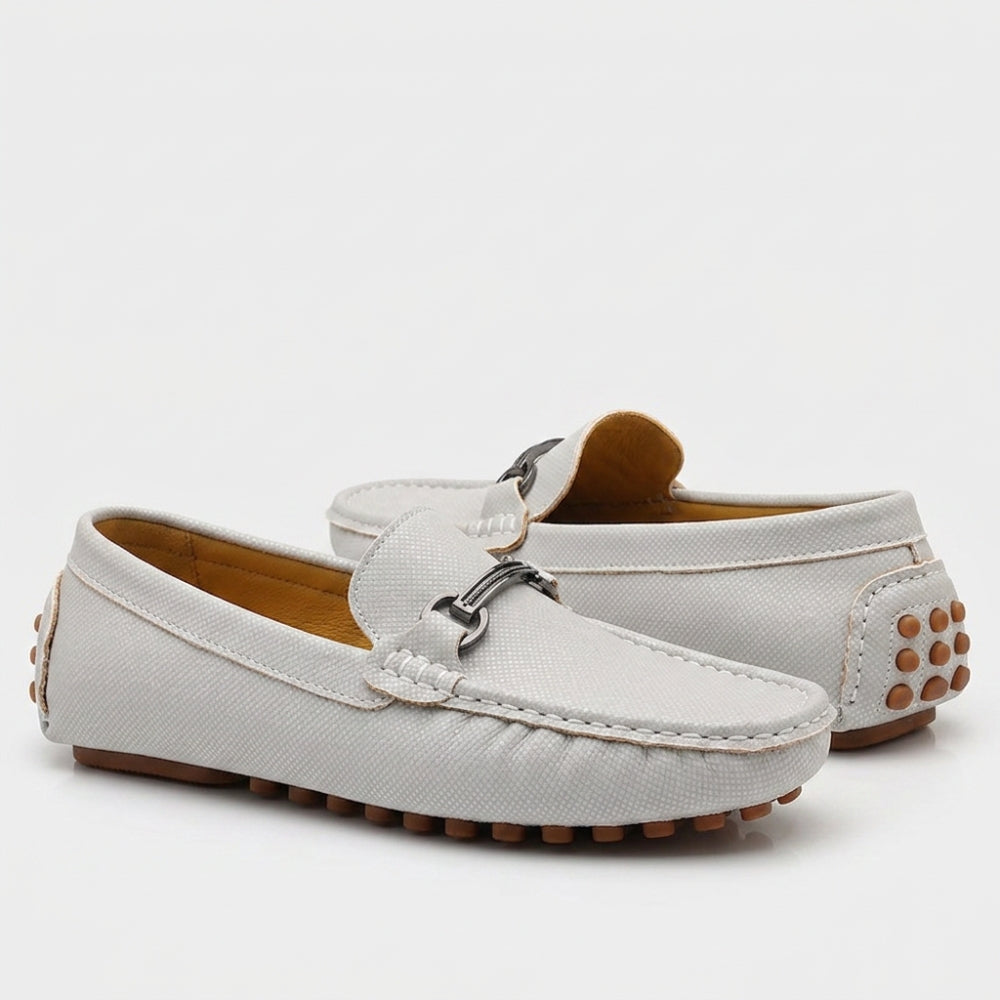 Mocassin en cuir texturé pour homme à boucle argentée