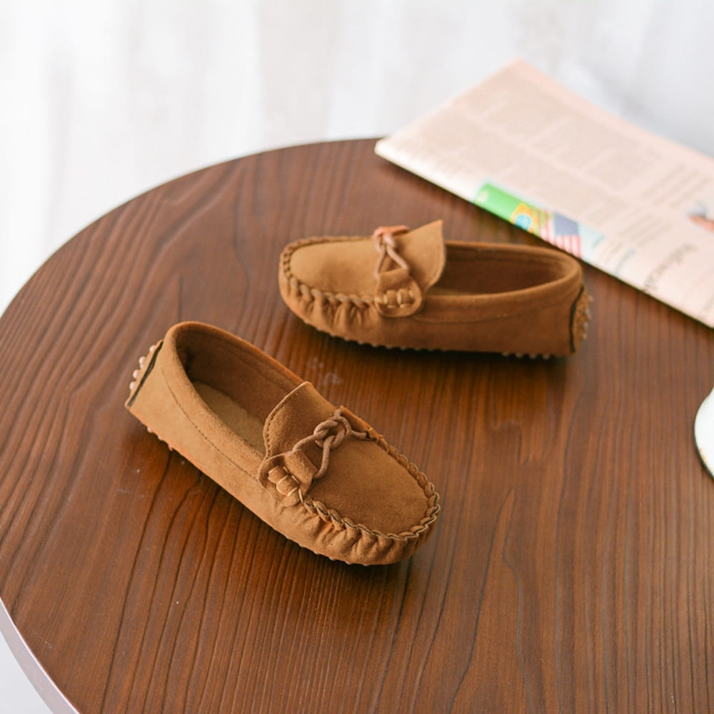 Mocassins souples en daim pour garçons
