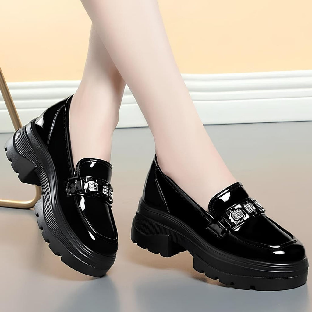 Mocassins à enfiler en cuir synthétique pour femme