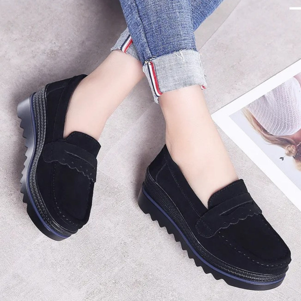Mocassins femme en daim avec semelles compensées