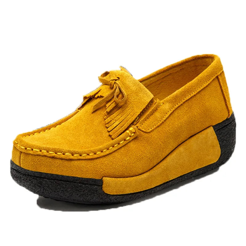 Mocassins compensés à franges en daim