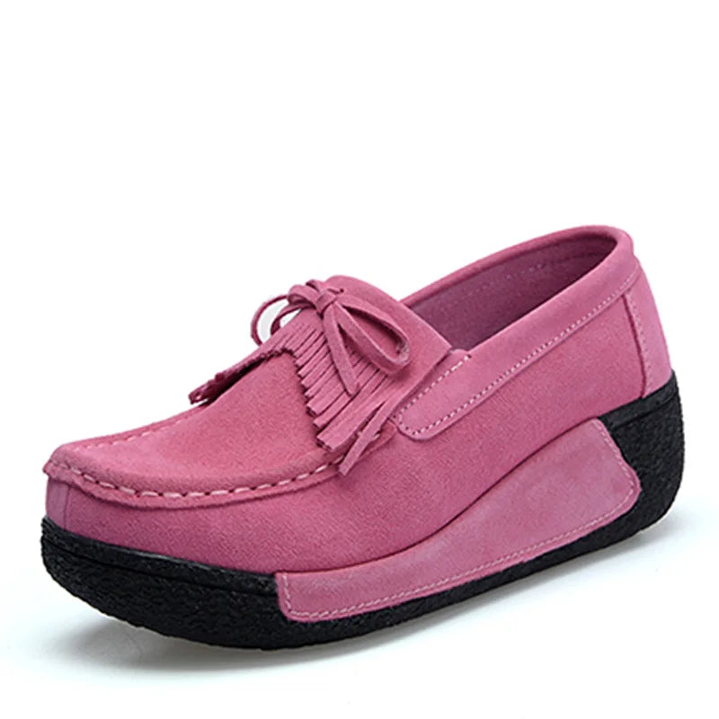 Mocassins compensés à franges en daim