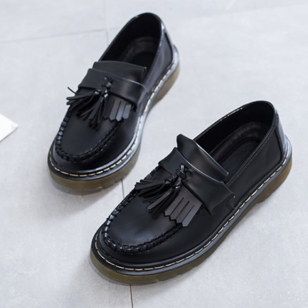 Mocassins à glands et à franges en cuir synthétique pour femme