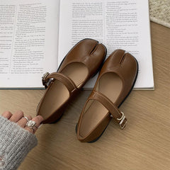 Ballerines Mary Jane style Tabi, Marron