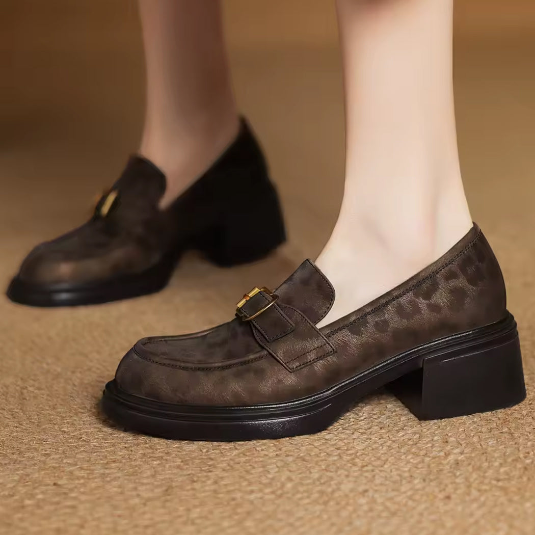 Mocassin léopard en cuir