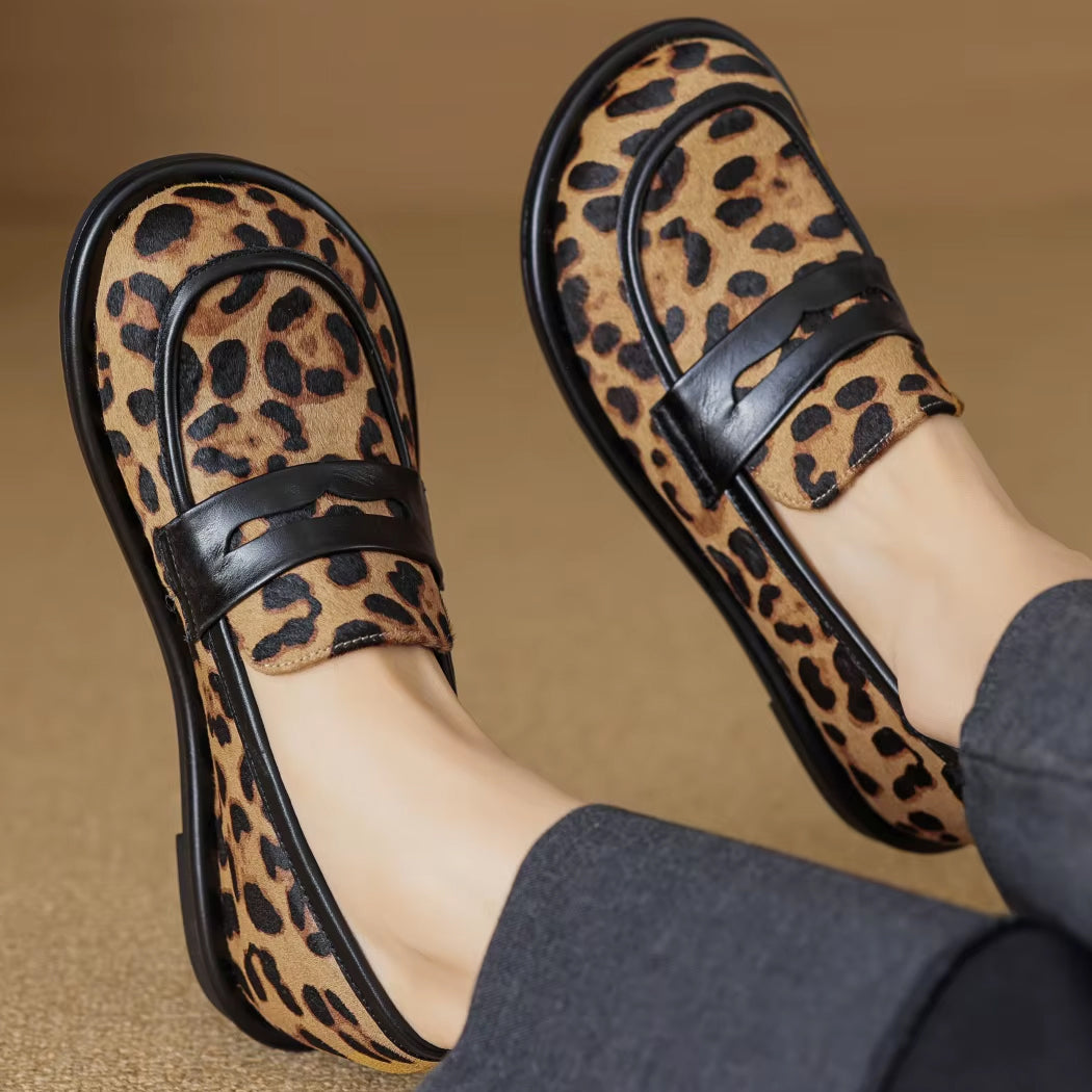Mocassin léopard souple en cuir