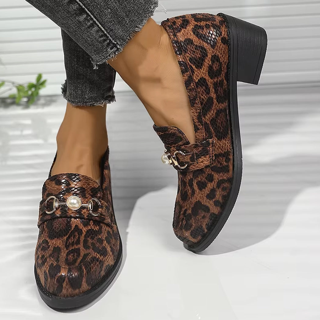 Mocassin léopard effet serpent détail perle
