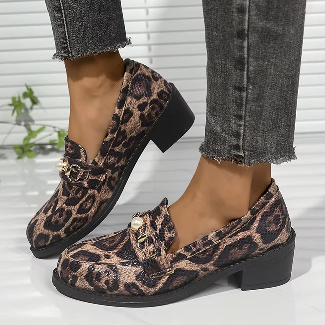 Mocassin léopard effet serpent détail perle