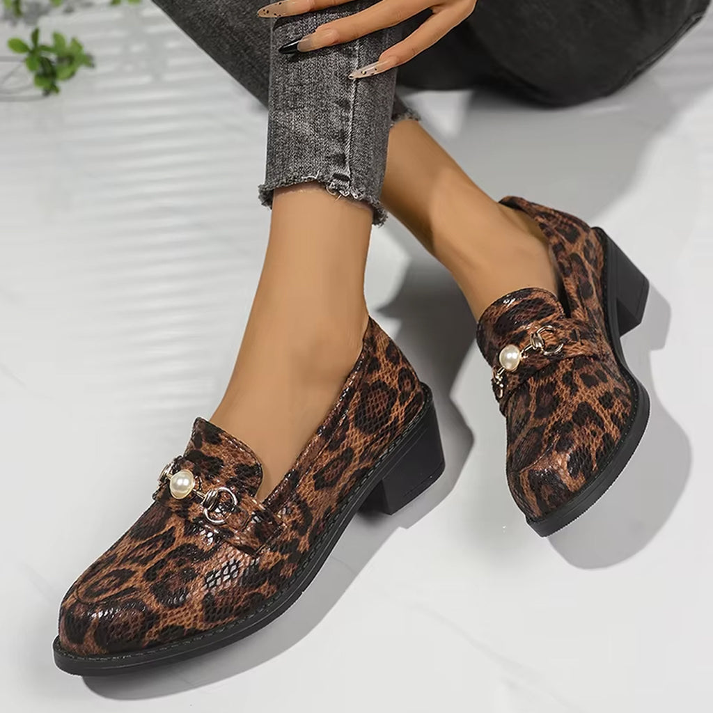 Mocassin léopard effet serpent détail perle