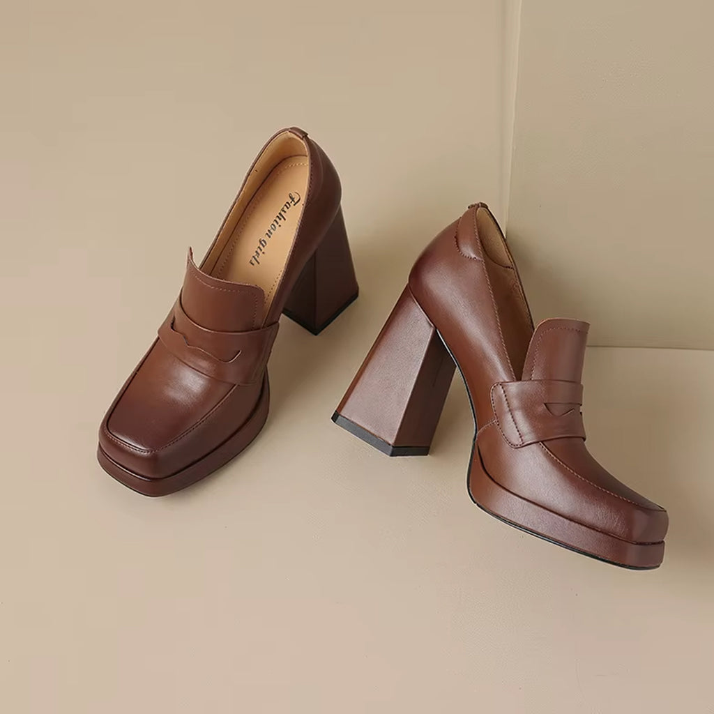 Mocassin à talon en cuir pour femme