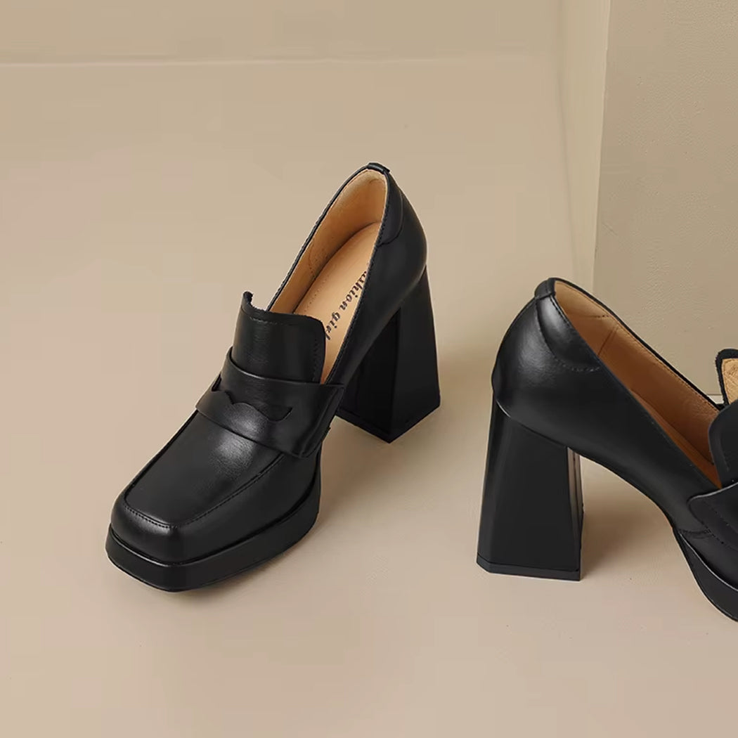 Mocassin à talon en cuir pour femme