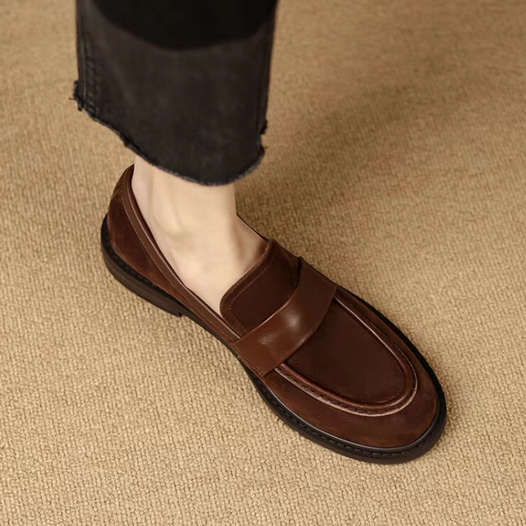 Mocassin classique en daim pour femme