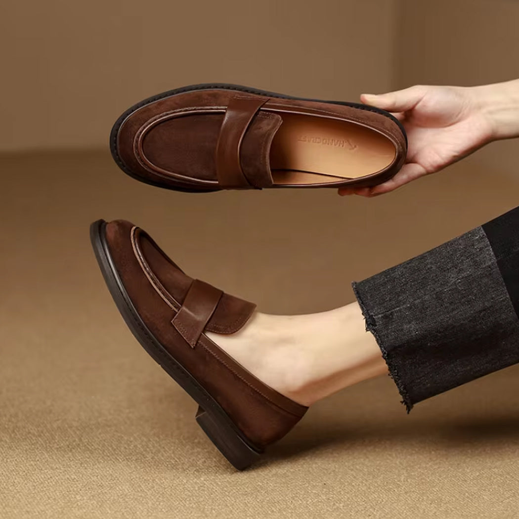 Mocassin classique en daim pour femme