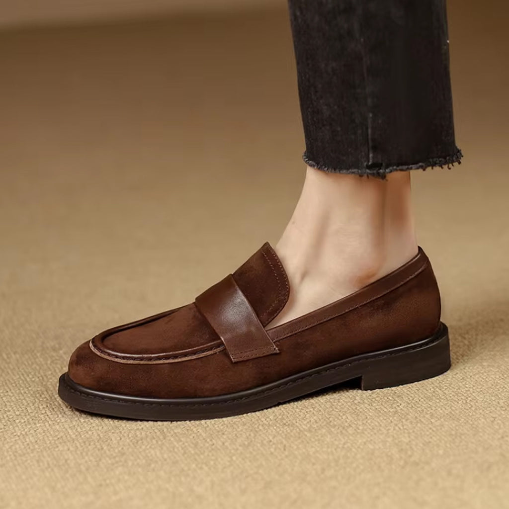 Mocassin classique en daim pour femme