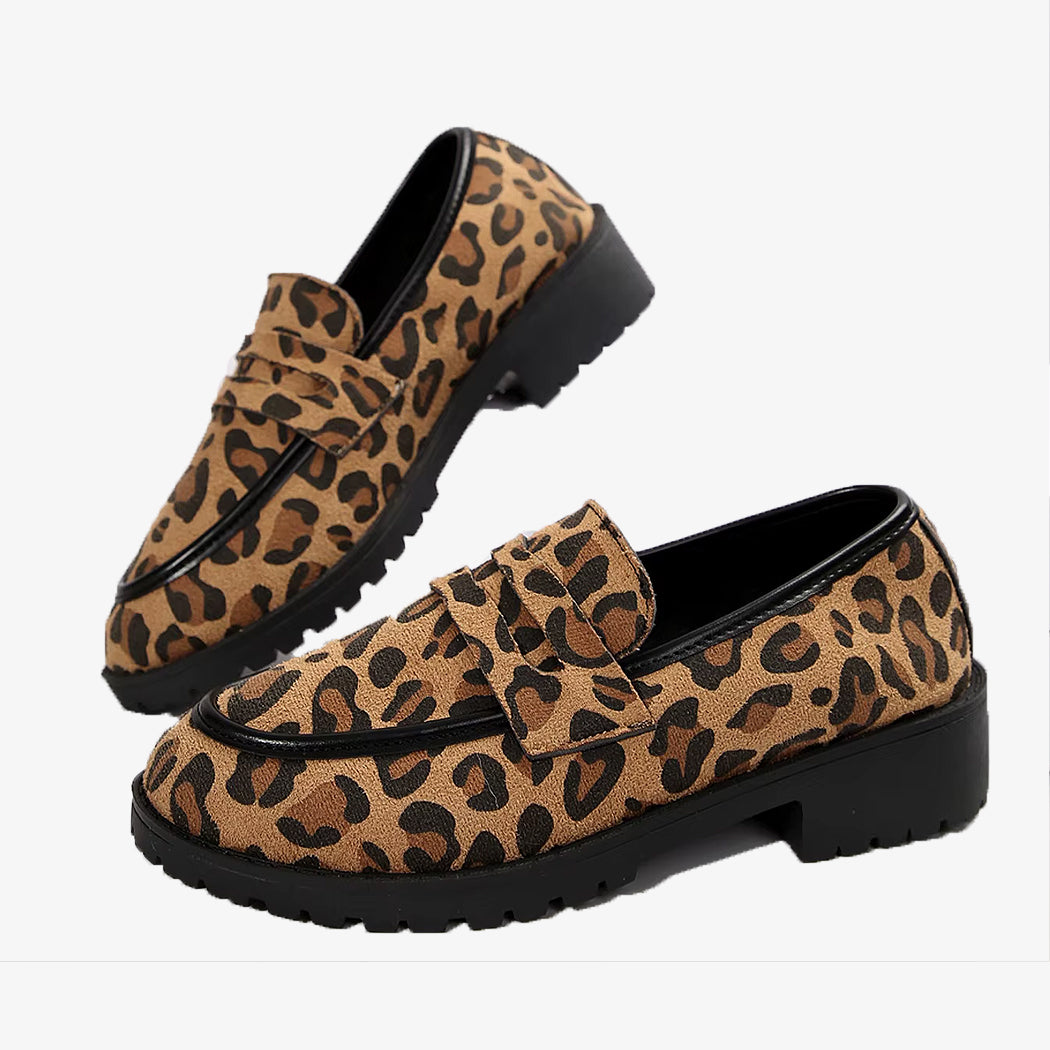Paire de mocassins léopard à talon