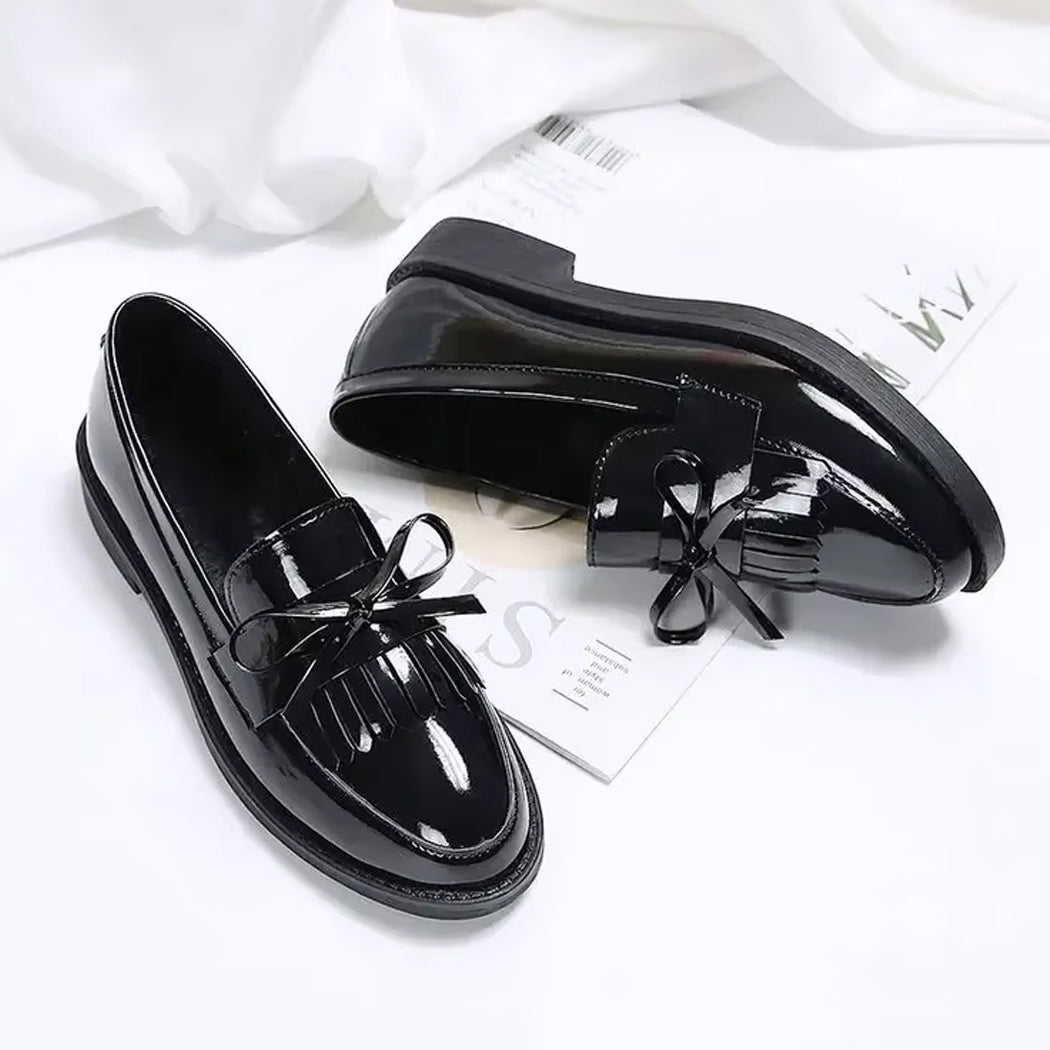 Mocassin vernis à franges et noeud
