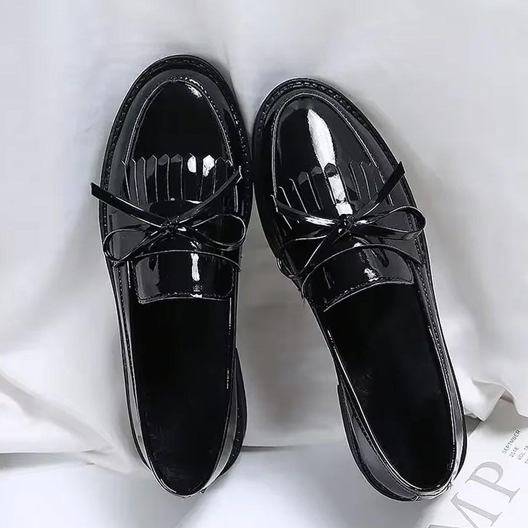 Mocassin vernis à franges et noeud