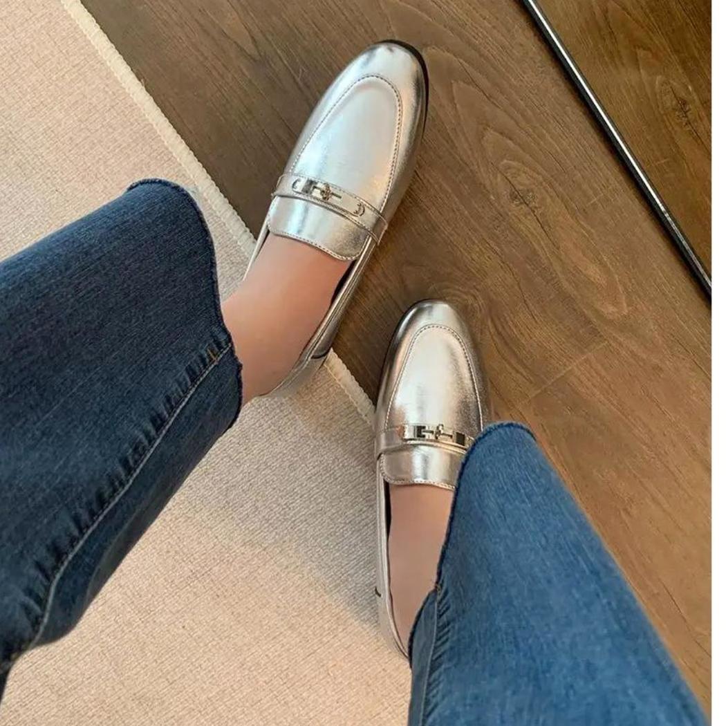 Mocassins argentés à talons carrés pour femme