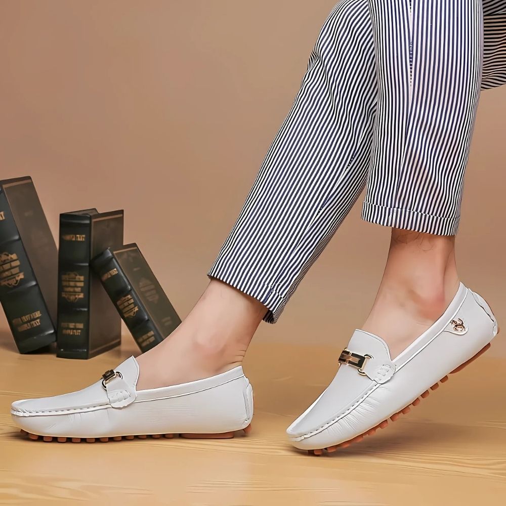 Mocassins blancs souples pour hommes