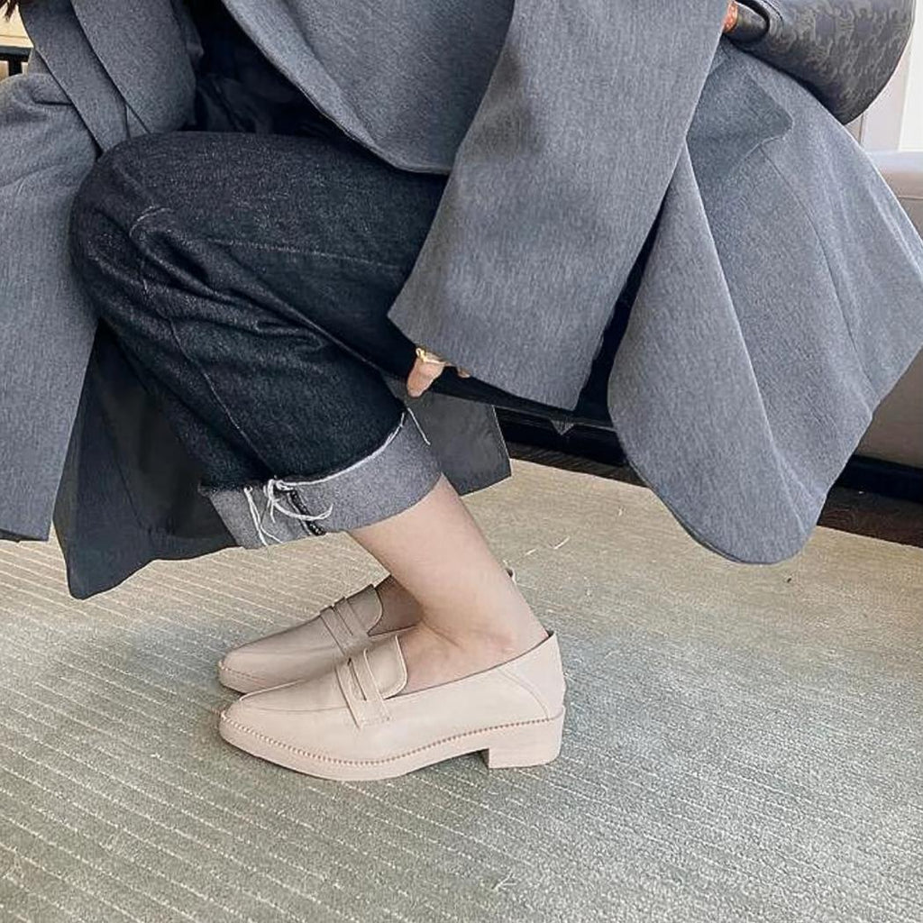 Mocassins à talon carré avec une semelle en simili cuir