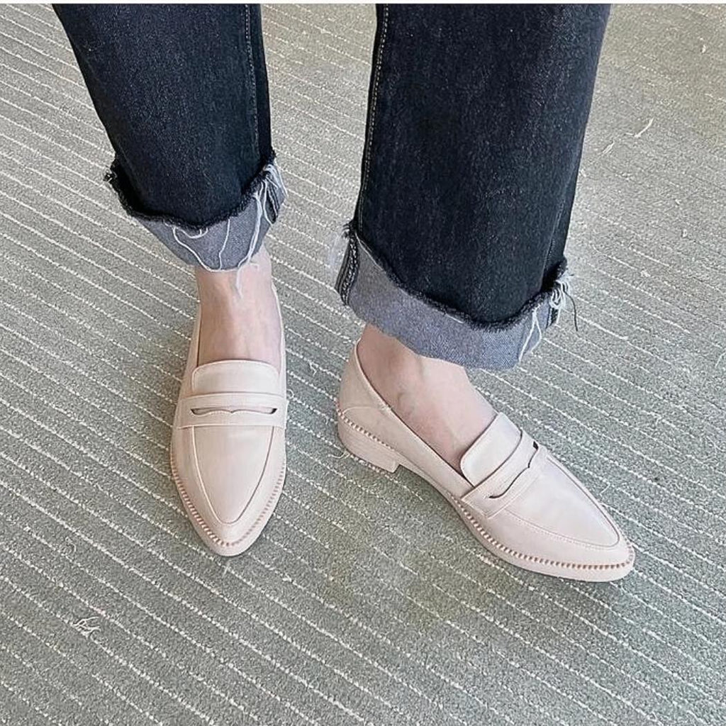 Mocassins à talon carré avec une semelle en simili cuir