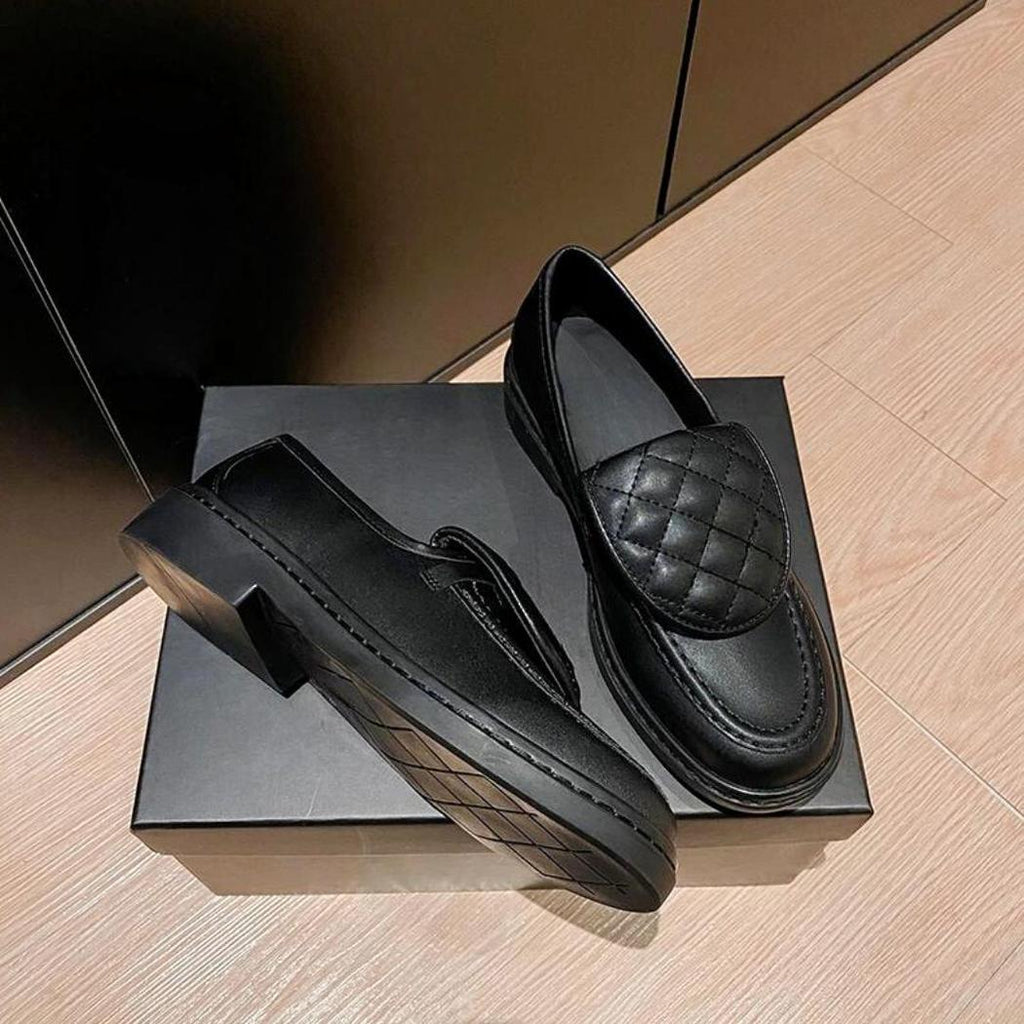Mocassins avec dessus matelassé à talons carrés pour femme