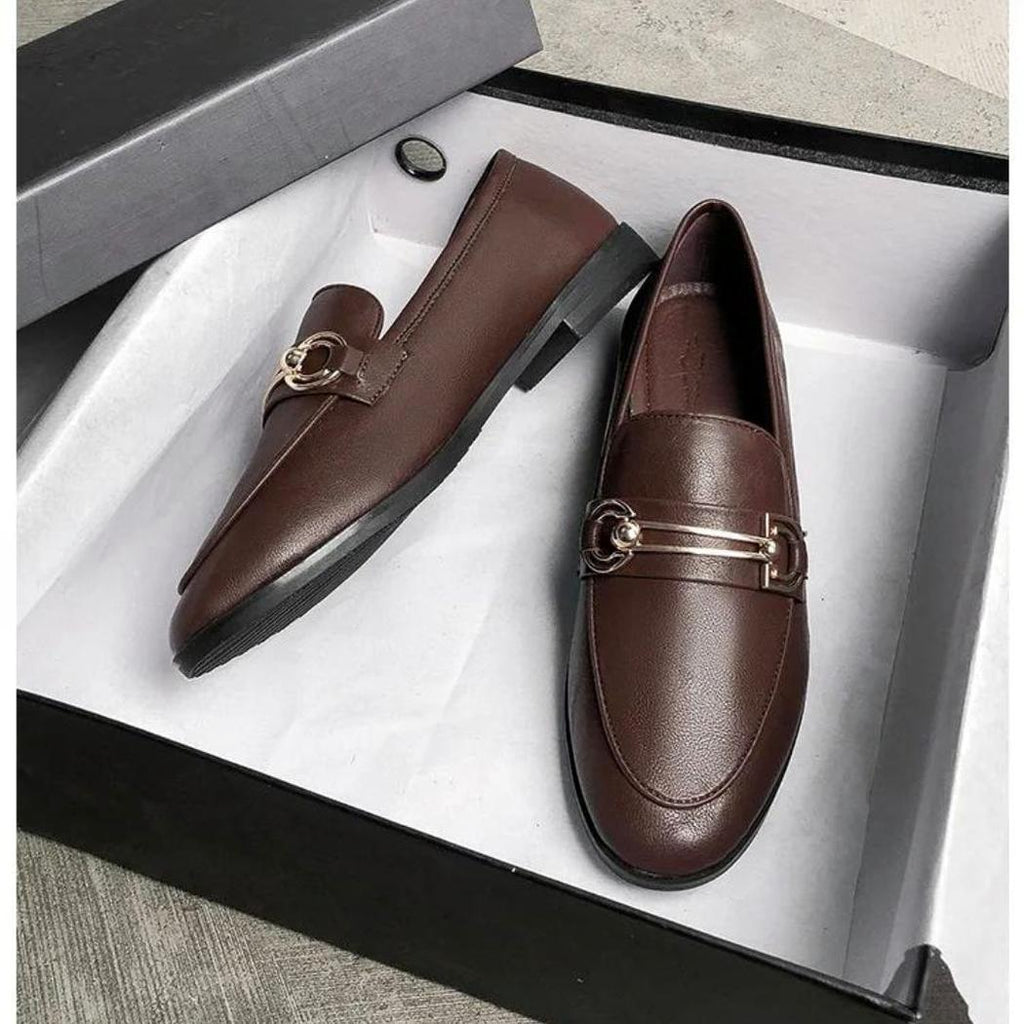 Mocassins élégants à talons carrés en cuir synthétique pour femme