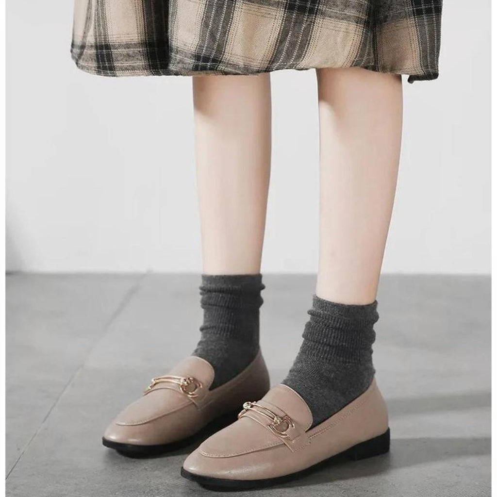 Mocassins élégants à talons carrés en cuir synthétique pour femme