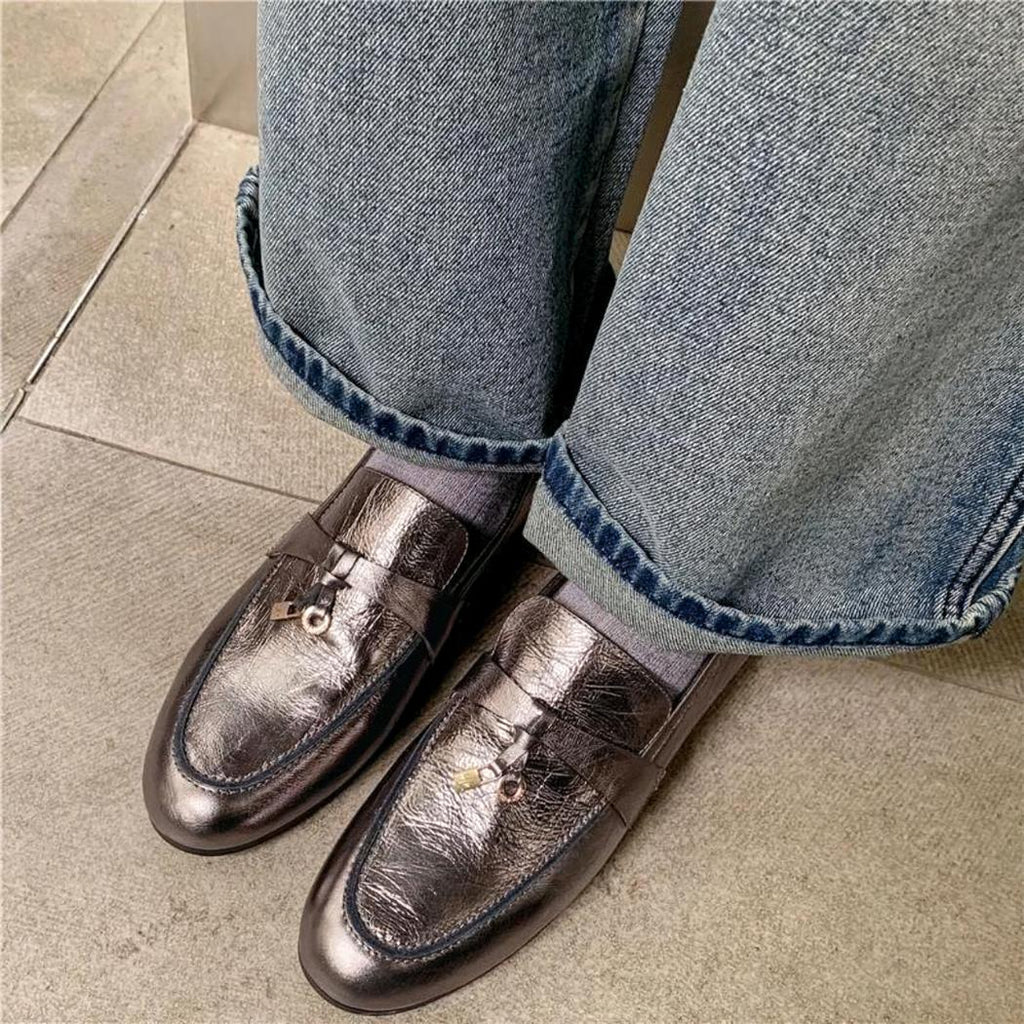 Mocassins à gland argentés pour femme en cuir véritable