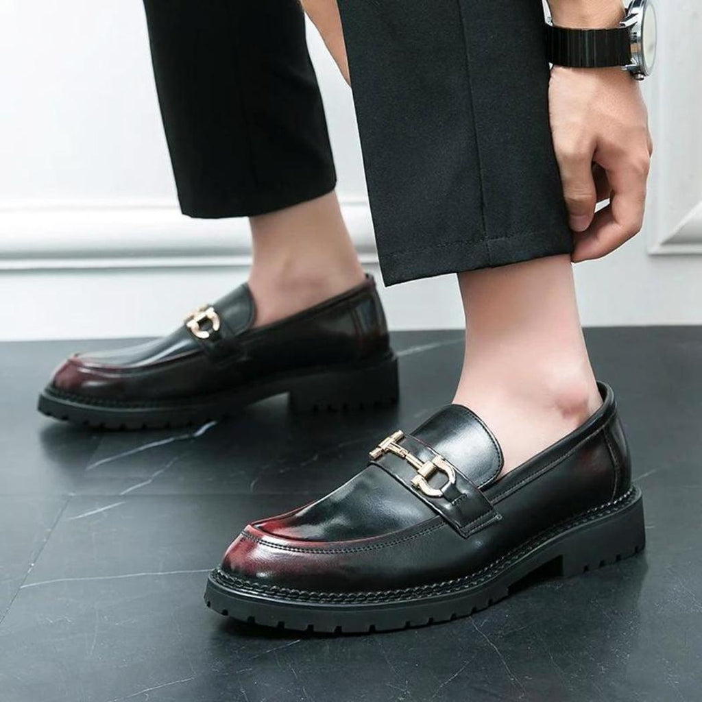 Mocassins noirs avec mors en métal en cuir synthétique pour homme