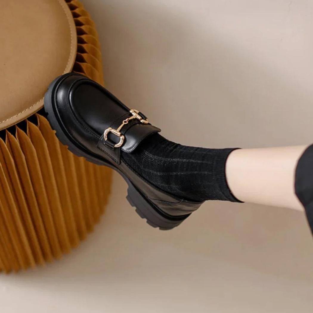 Mocassins noirs à talon carré avec morsetti simple pour femme