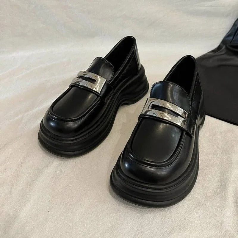 Mocassins à plateforme avec bride argentée