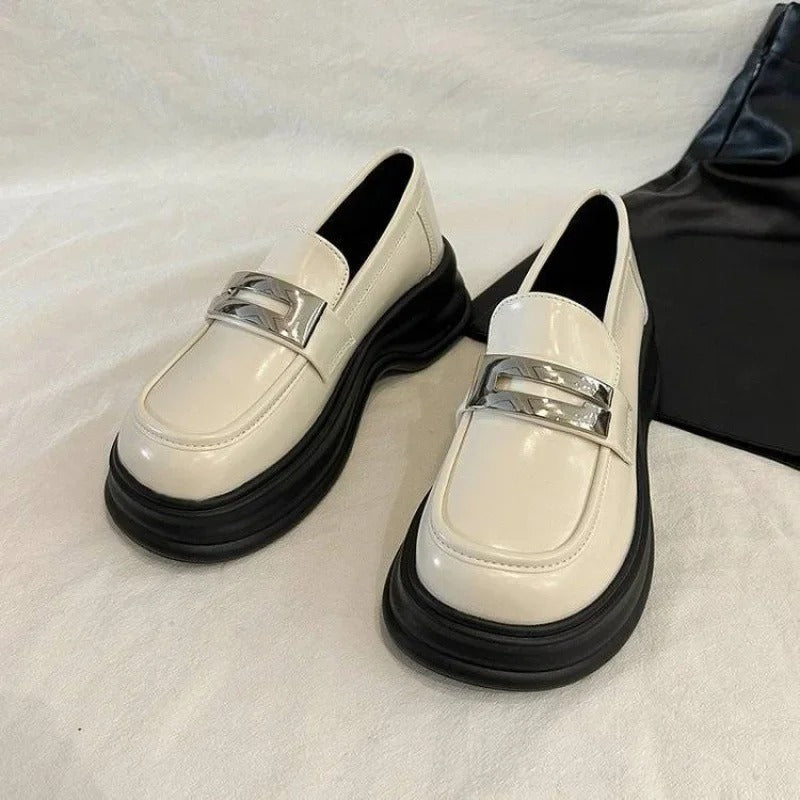 Mocassins à plateforme avec bride argentée