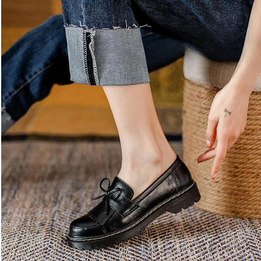 Mocassins à talons carrés avec frange dans le style vintage