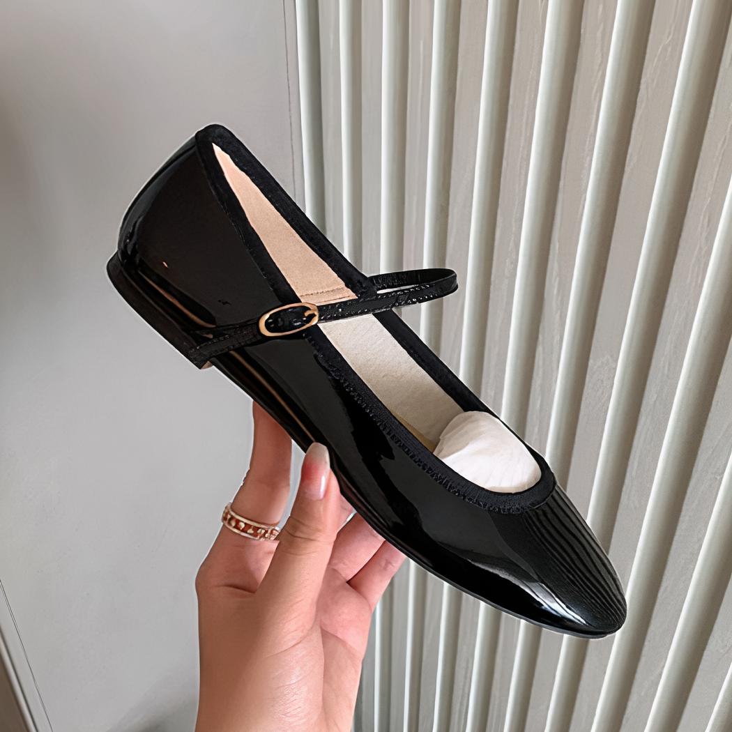 Mocassin ballerine vernis à bout rond