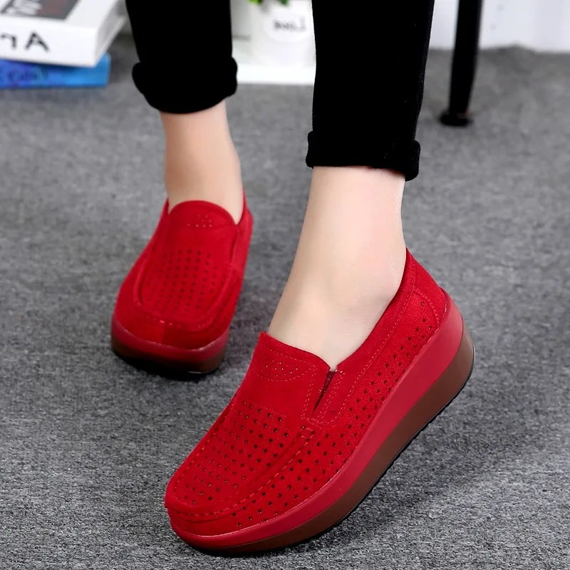 Mocassins plateforme en daim ajouré pour femme