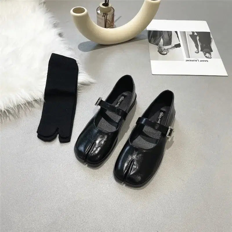 Ballerines Mary Jane noires à bout fendu pour femmes - Style Tabi