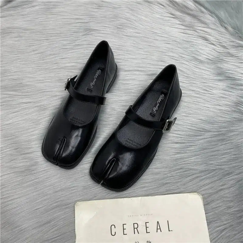 Ballerines Mary Jane noires à bout fendu pour femmes - Style Tabi