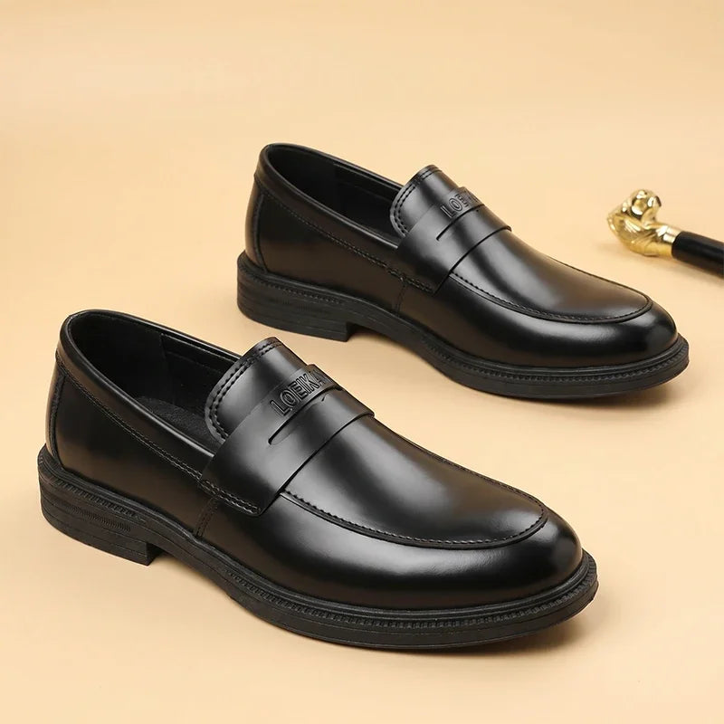 Mocassins noirs à semelle épaisse pour homme