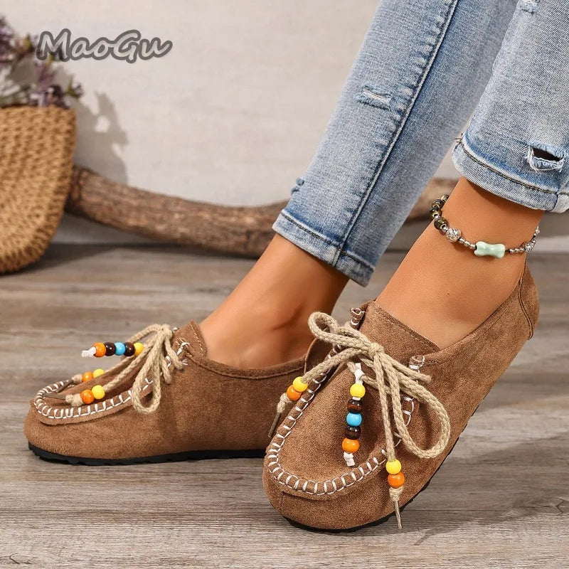Mocassins à lacets et perles pour femme