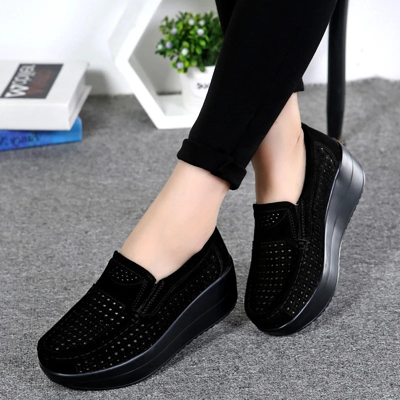 Mocassins plateforme en daim ajouré pour femme