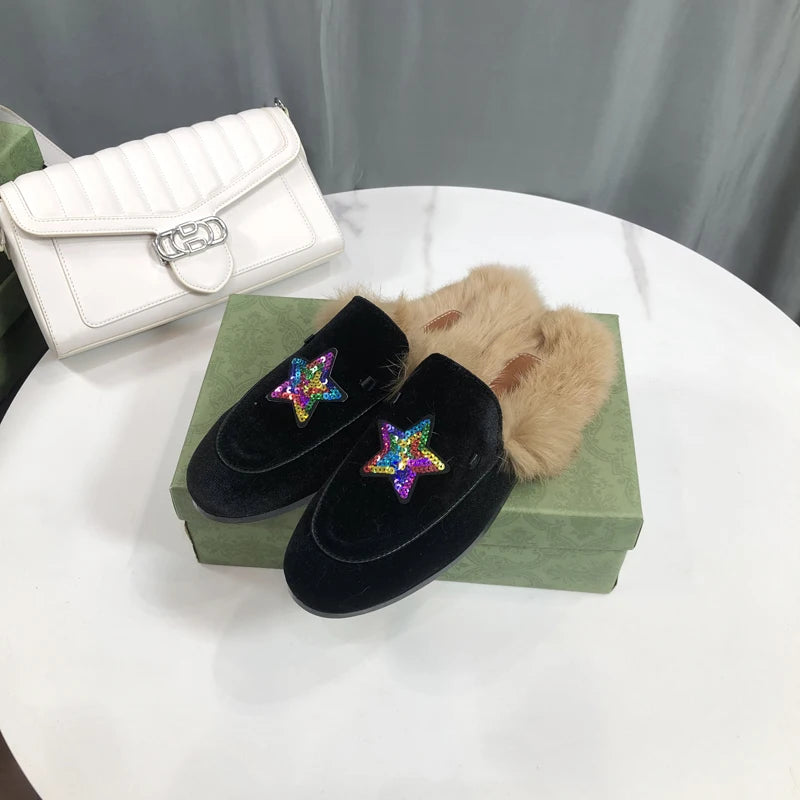 Mule fourrée à étoiles pour femme, coloris Noir velours